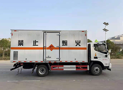 泰和爆破器材运输车