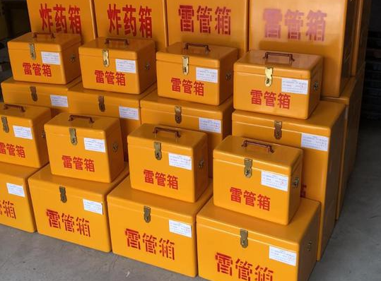 泰和玻璃钢雷管箱的使用寿命一般是多少？